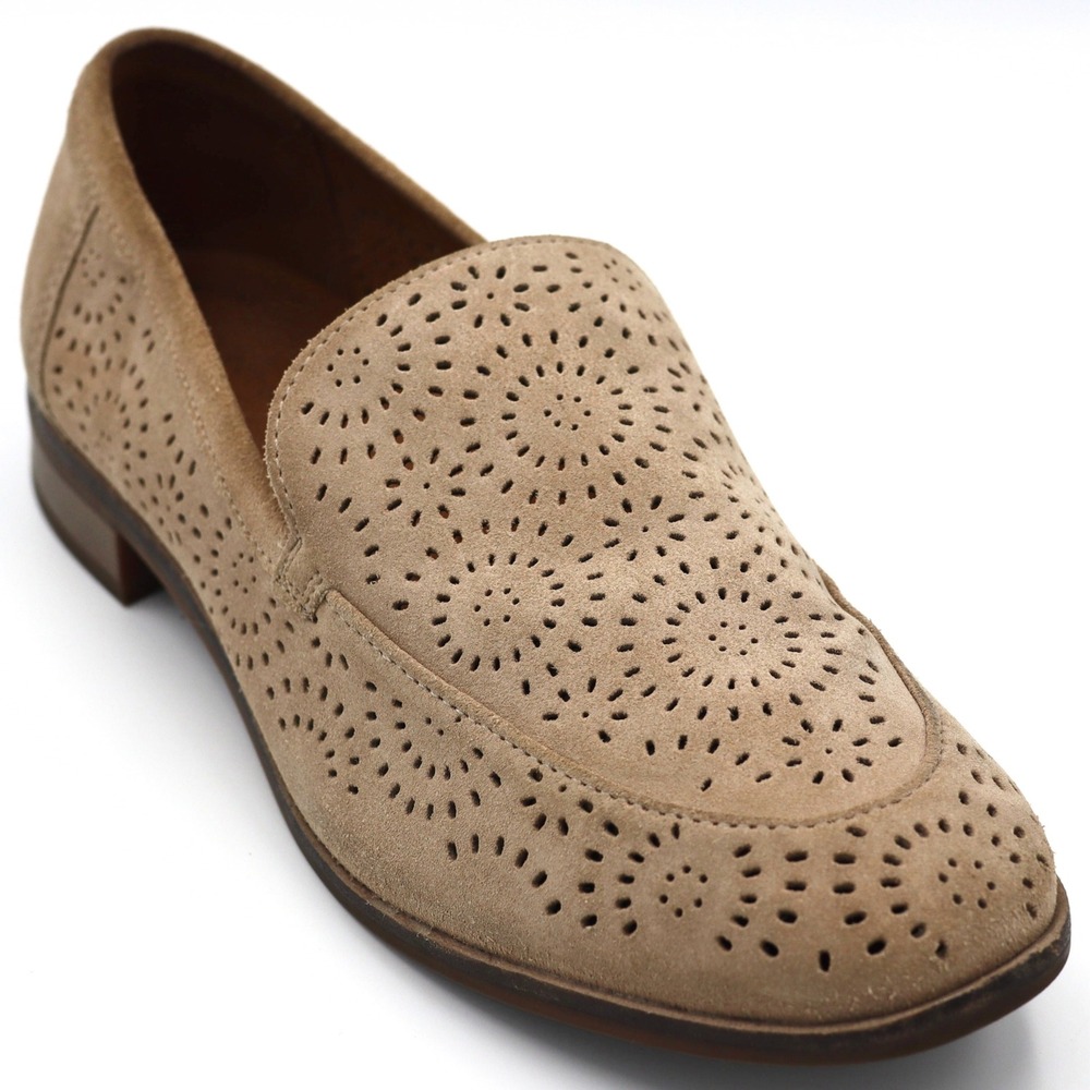 Clarks Loafers Womens 9.5 Tan Suede Perforated Pure Tone Slip On Casual Office